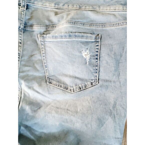 Torrid 22 Women's Jean Shorts Acid Wash Distress Stretch‎ Pockets Button Zip - Picture 6 of 8